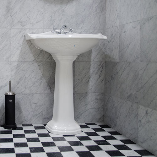 Sätta marmor i badrum?